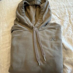 Alo Yoga Accolade sweatshirt